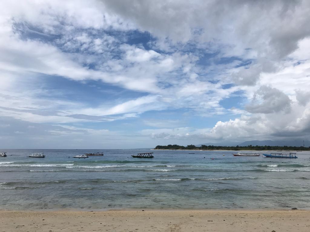 Gili One Resort Gili Trawangan Extérieur photo